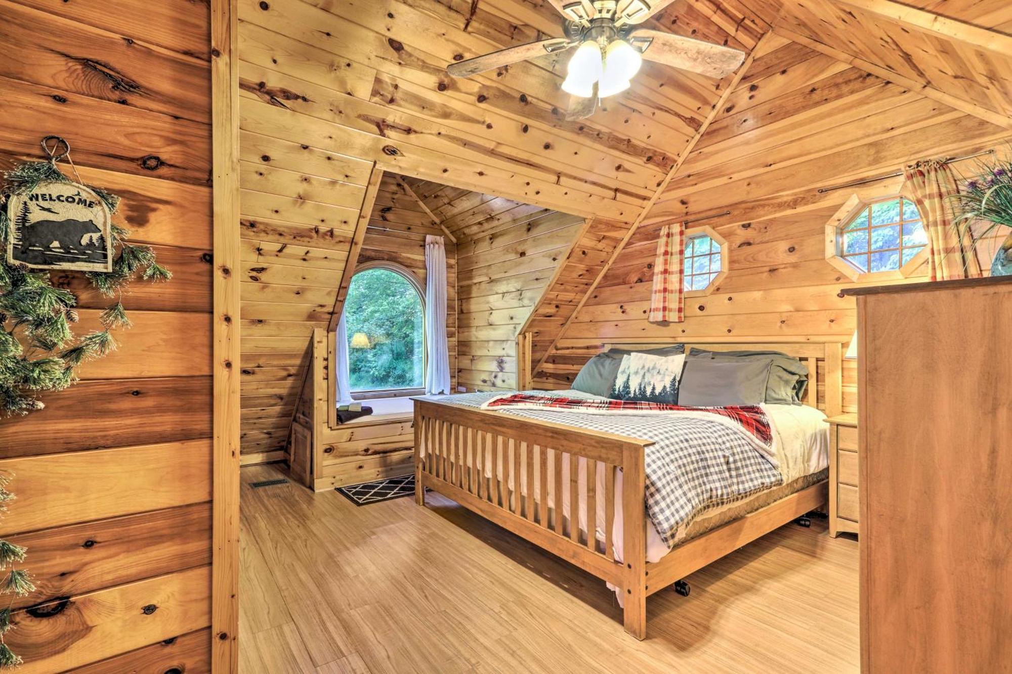 Cozy Mountain Cabin In Perfect Location Sevierville Bagian luar foto